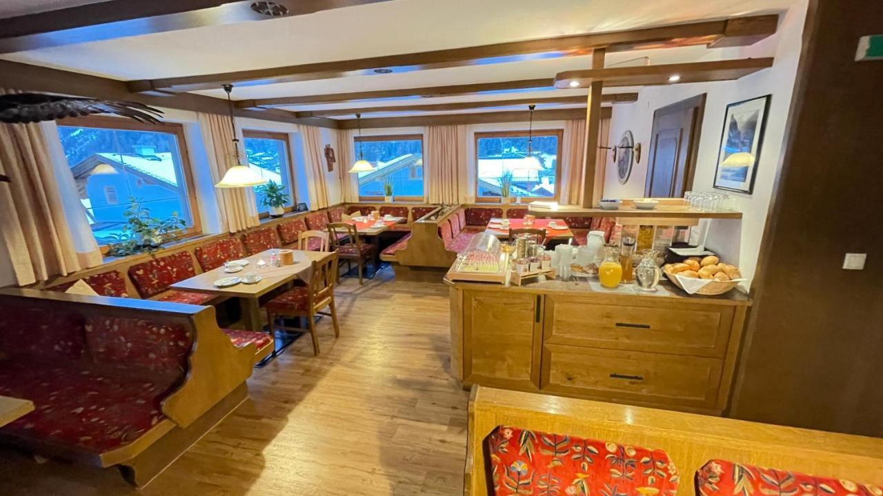 Apart - Und Fruehstueckspension Jaegerheim Kaunertal Εξωτερικό φωτογραφία